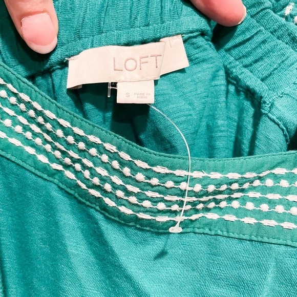 LOFT Boho Short Sleeve top - Picture 6 of 8